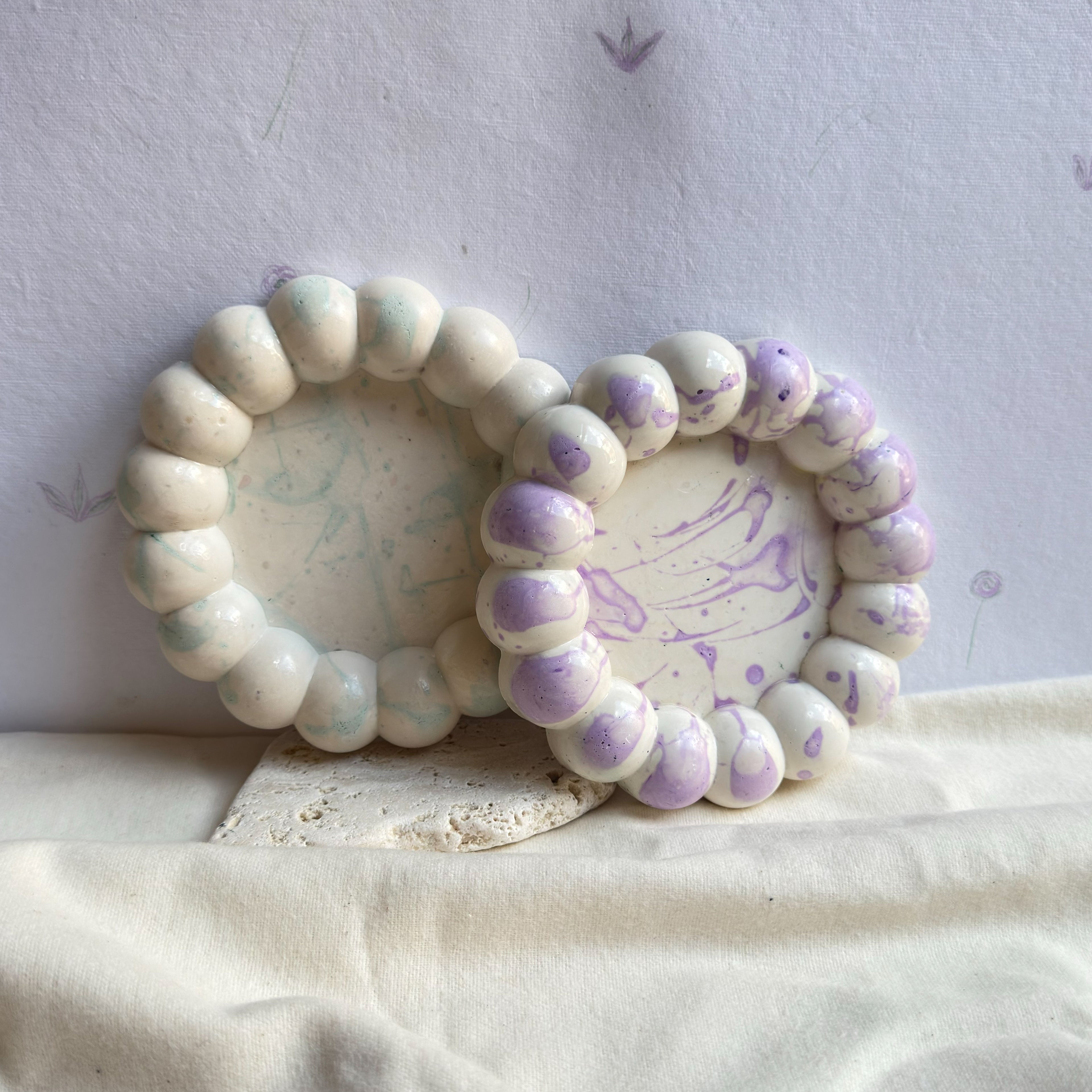 Vide-poche rond ÉCLATS — Jesmonite